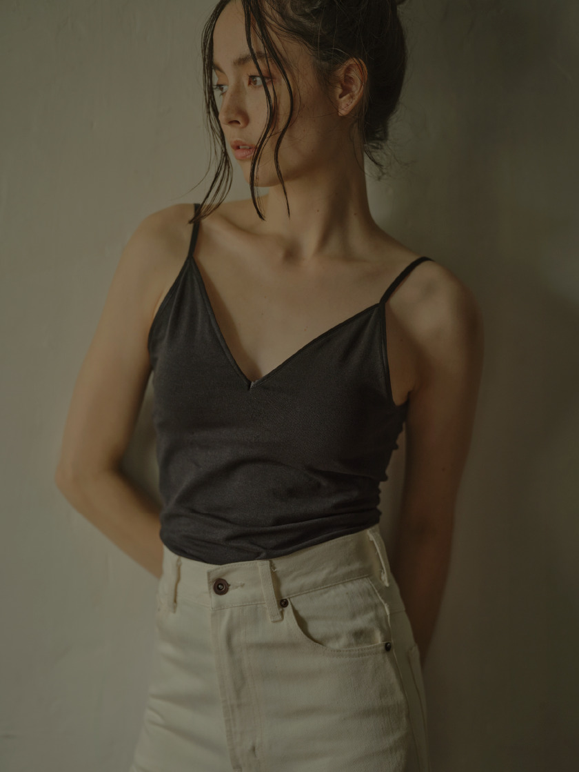 BACK OPEN CAMISOLE