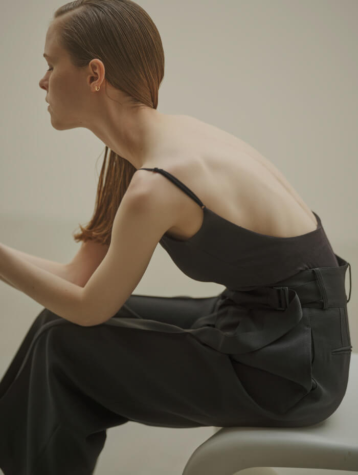 NEW BACK OPEN CAMISOLE