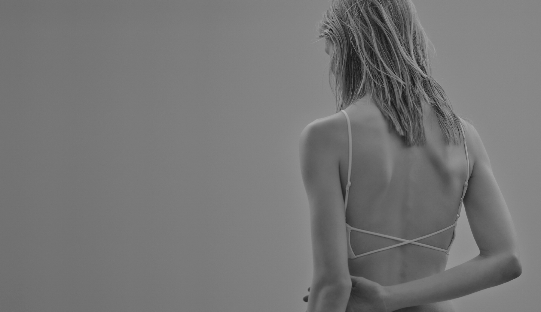 WOMEN's UNDER WEAR