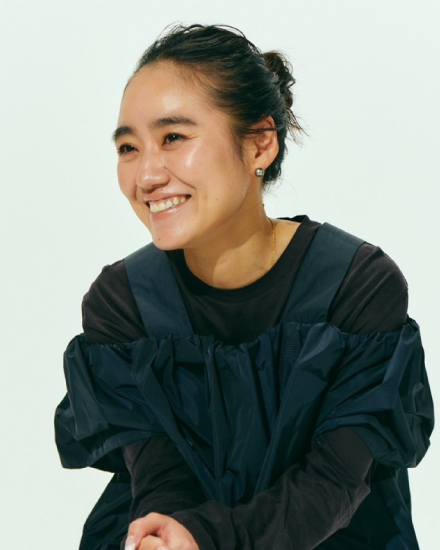 金子綾さんの雰囲気写真